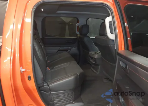 2022 Toyota Tundra Hybrid Trd Pro из США, поврежденный, VIN 5TFPC5DB9NX005338